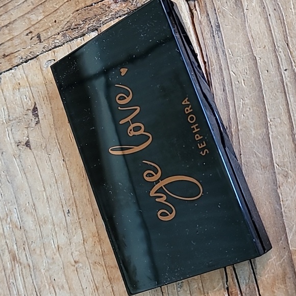 SEPHORA Eye Love eyeshadow palette - Picture 2 of 4